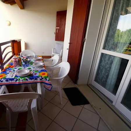 Regina Mare Confortevole Villetta Di Nuova Costruzione In Zona Comoda Al Mare Feriehus